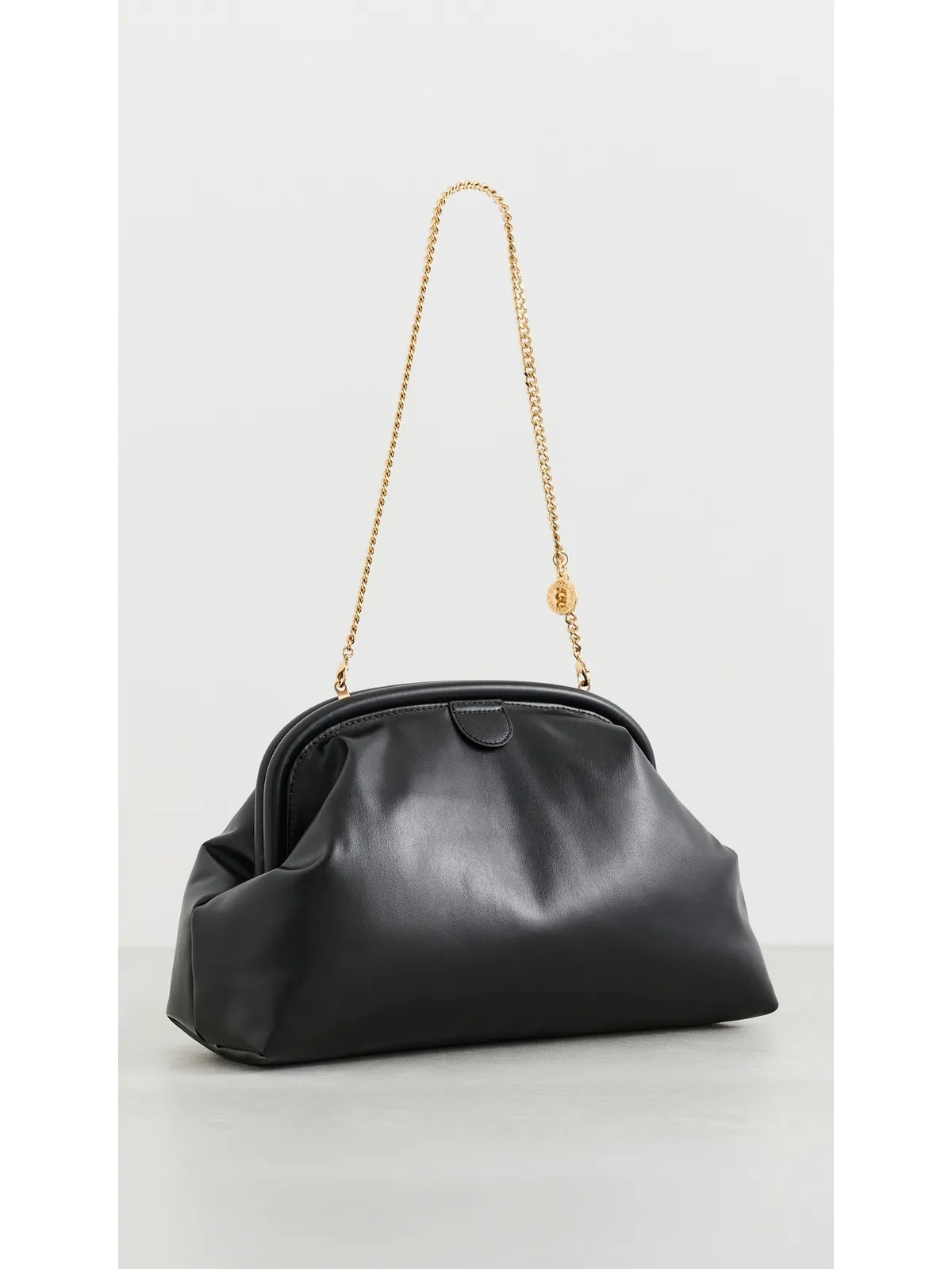 Stella McCartney Falabella パデッド ソフト クラッチ ブラック - 画像4