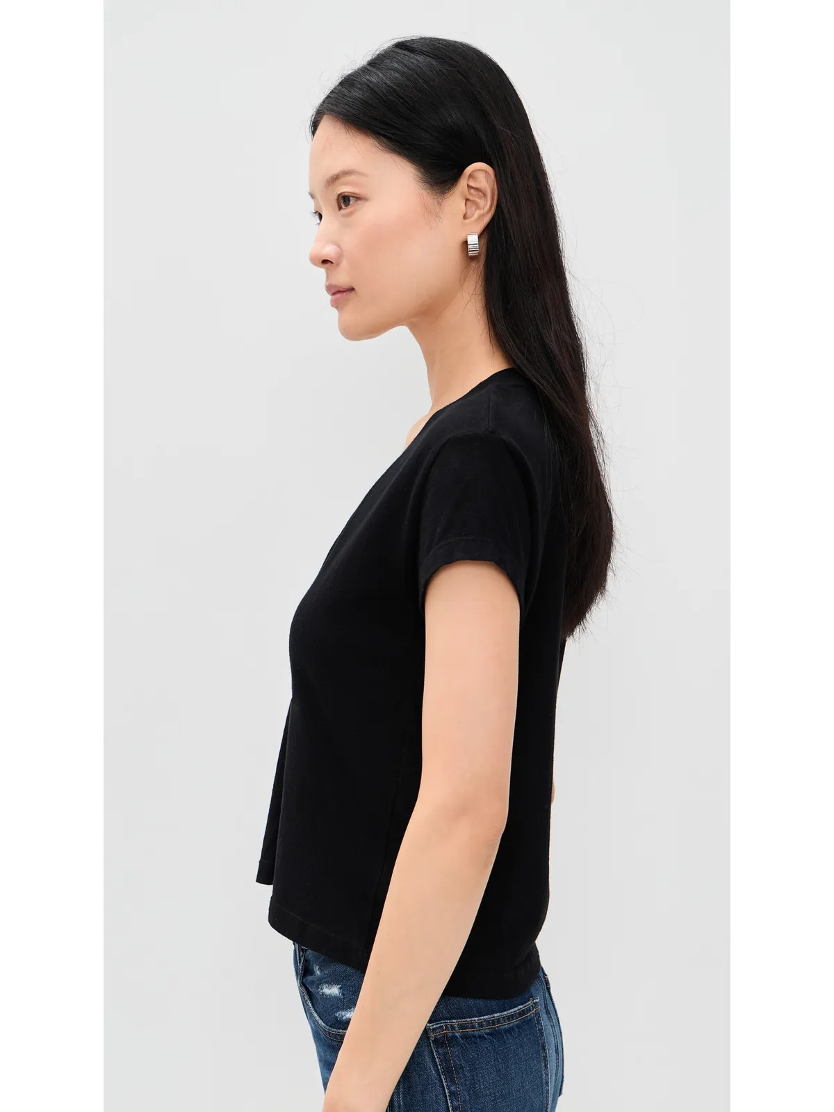 perfectwhitetee リサイクルコットンVネックTシャツ - 画像4