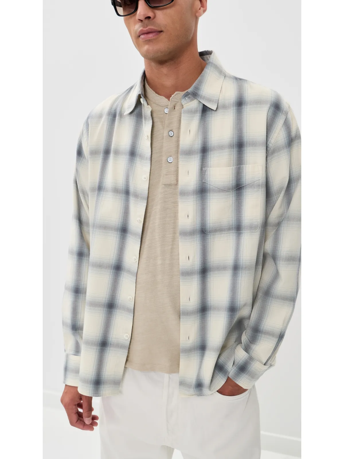 rag & bone Classic Flame 半袖ヘンリーネックTシャツ タウペ M - 画像5