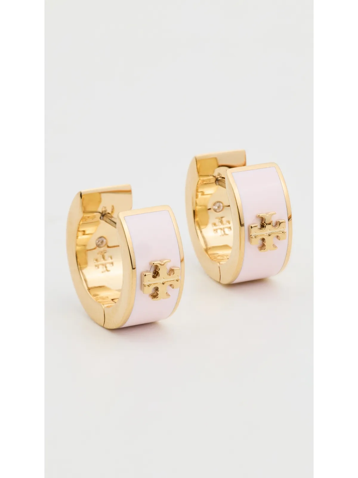 Tory Burch ワイドアイコン エナメル ハギーイヤリング ゴールド/ピンクスノー ワンサイズ - 画像2