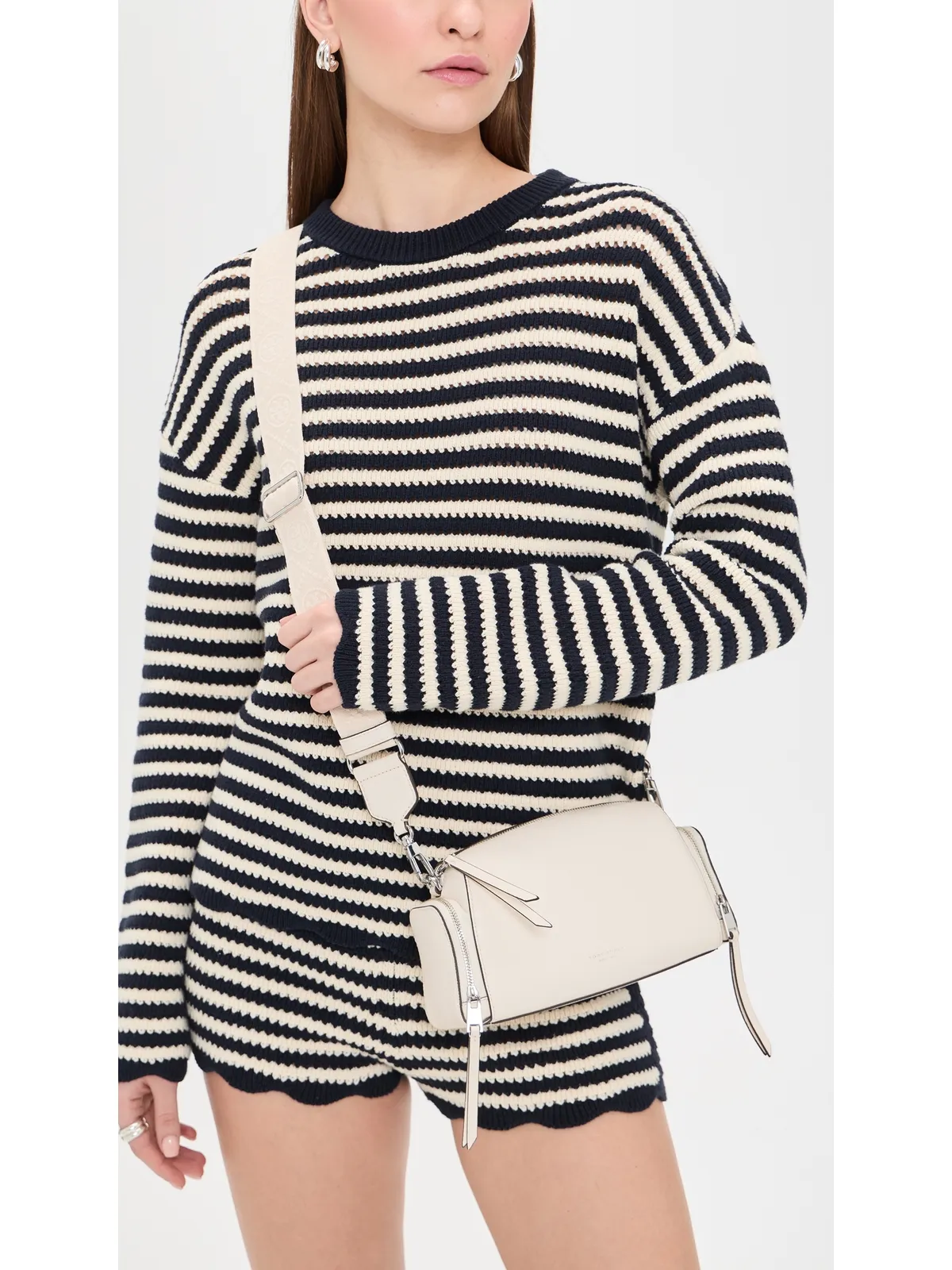 Tory Burch ペリー ヴォヤジャー メッセンジャーバッグ - 画像3