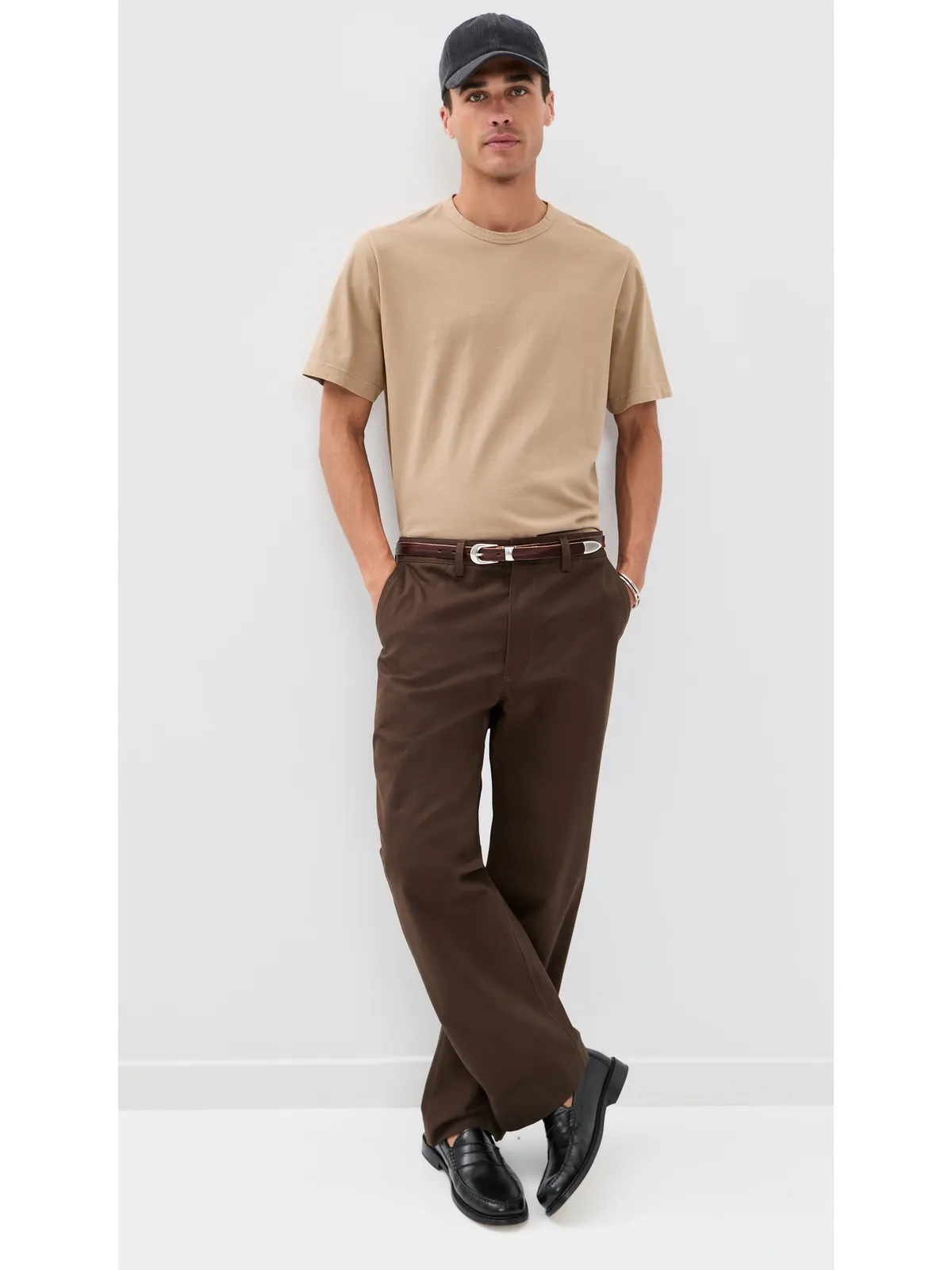 Theory クルーネックTシャツ（Tinted Brown） - 画像5