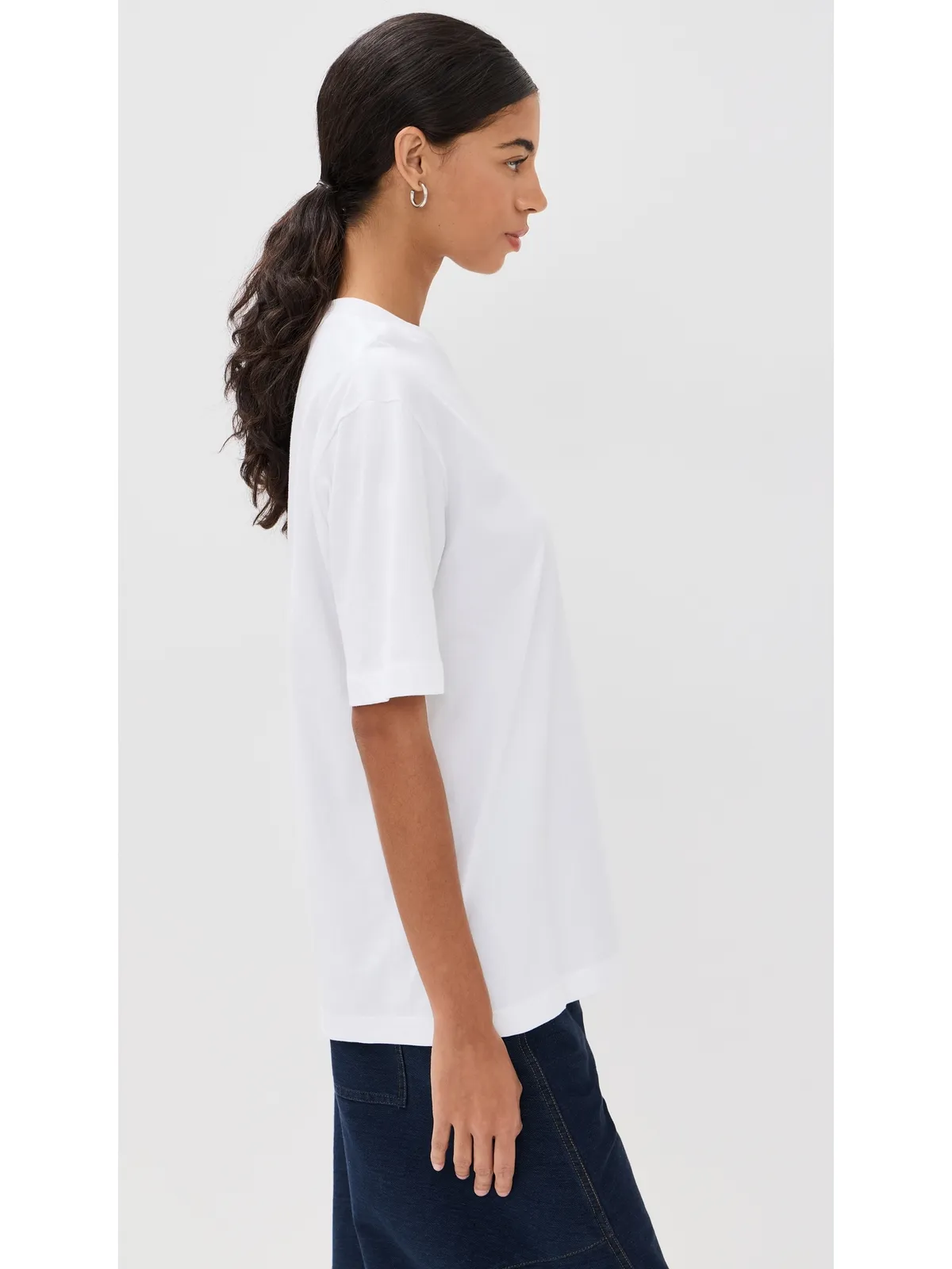 Tibi プログラム モックネック Tシャツ - 画像4