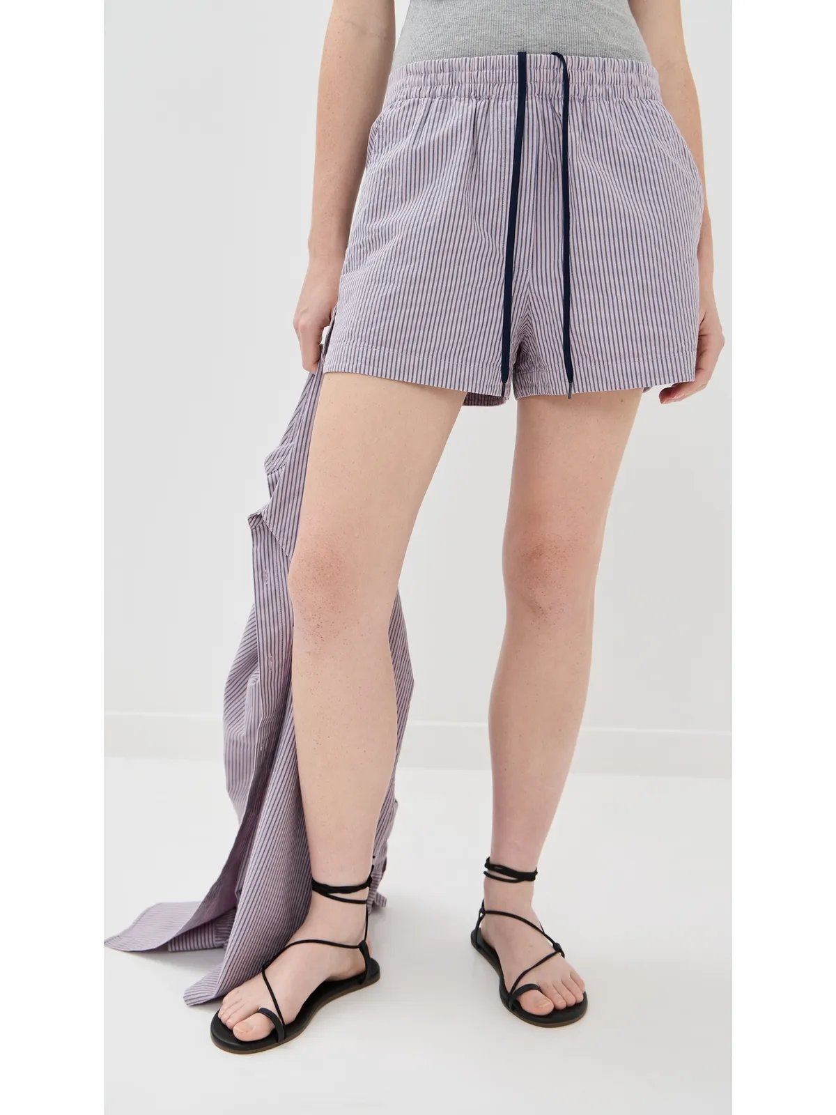 Tibi ガーメントダイ シアサッカー プルオンショーツ - 画像2