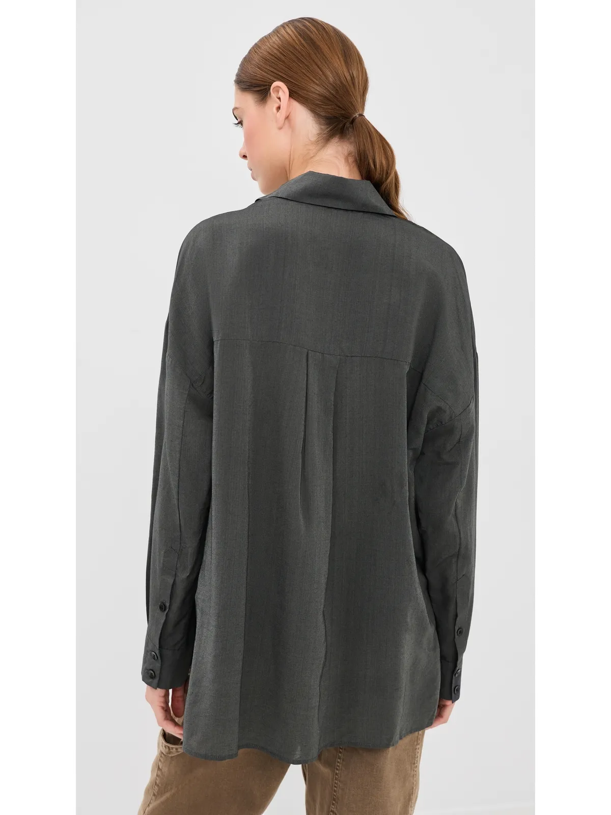 Tibi 超軽量オーバーサイズシャツ ブラック - 画像3