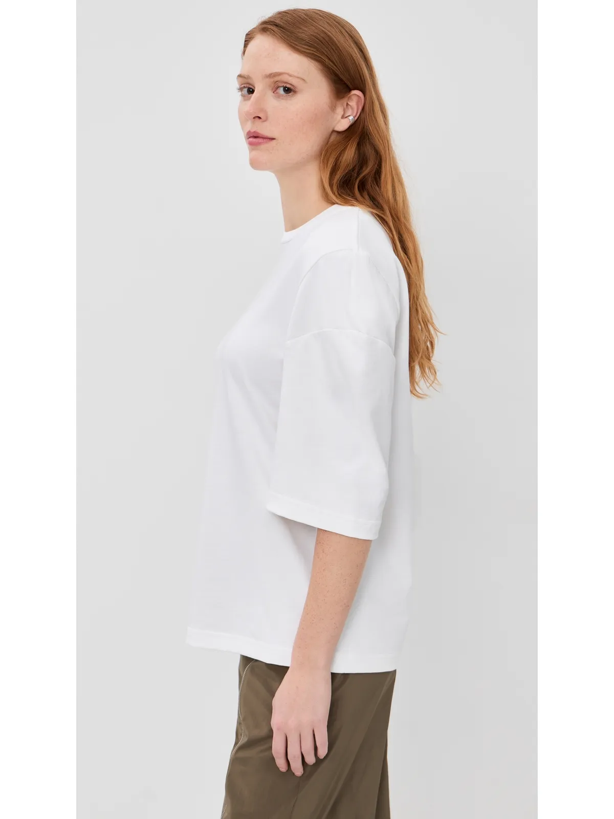 Tibi パーフェクト ヒンジドスリーブ Tシャツ - 画像5