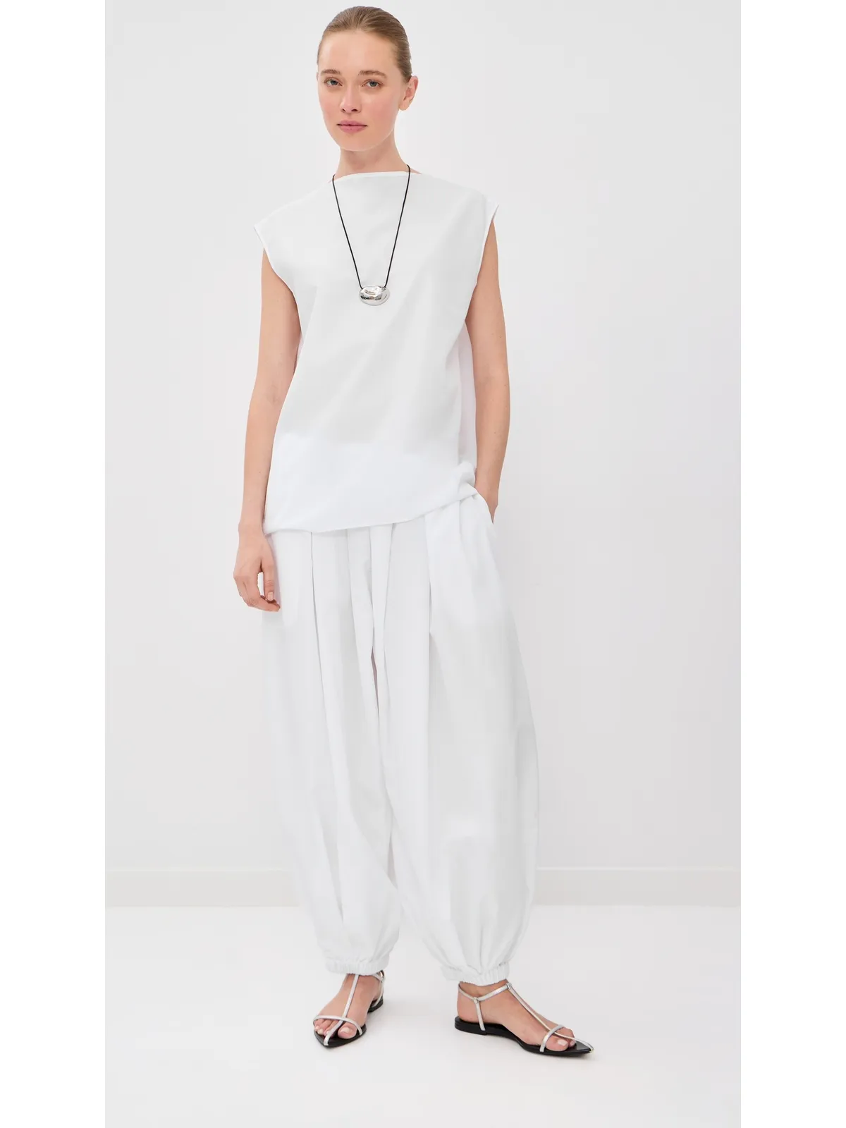 Tibi 夏のナイロン ノースリーブ コクーントップ - 画像5