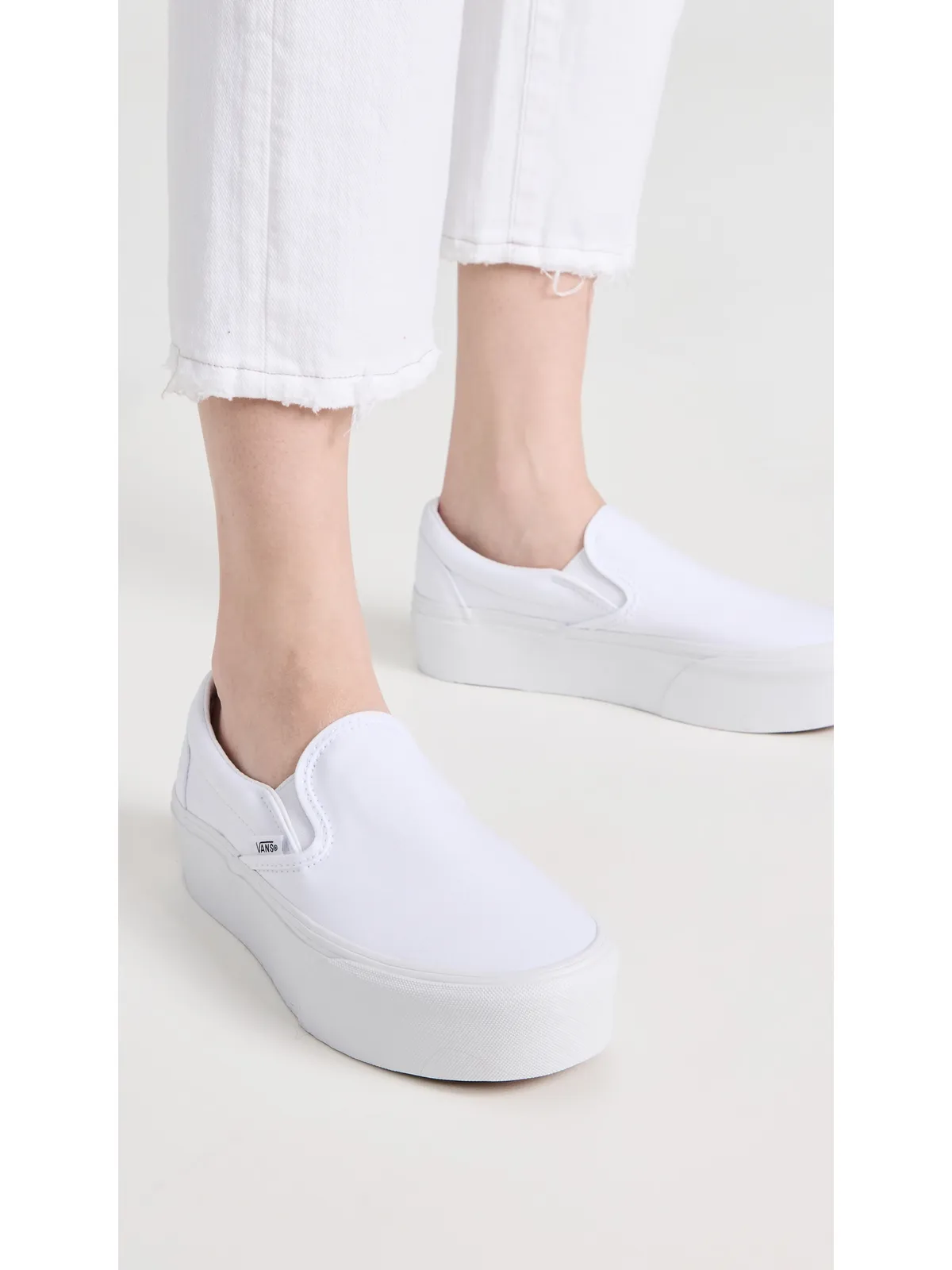 Vans UA クラシック・スリップオン・スタックフォーム スニーカー（キャンバス／True White） - 画像3