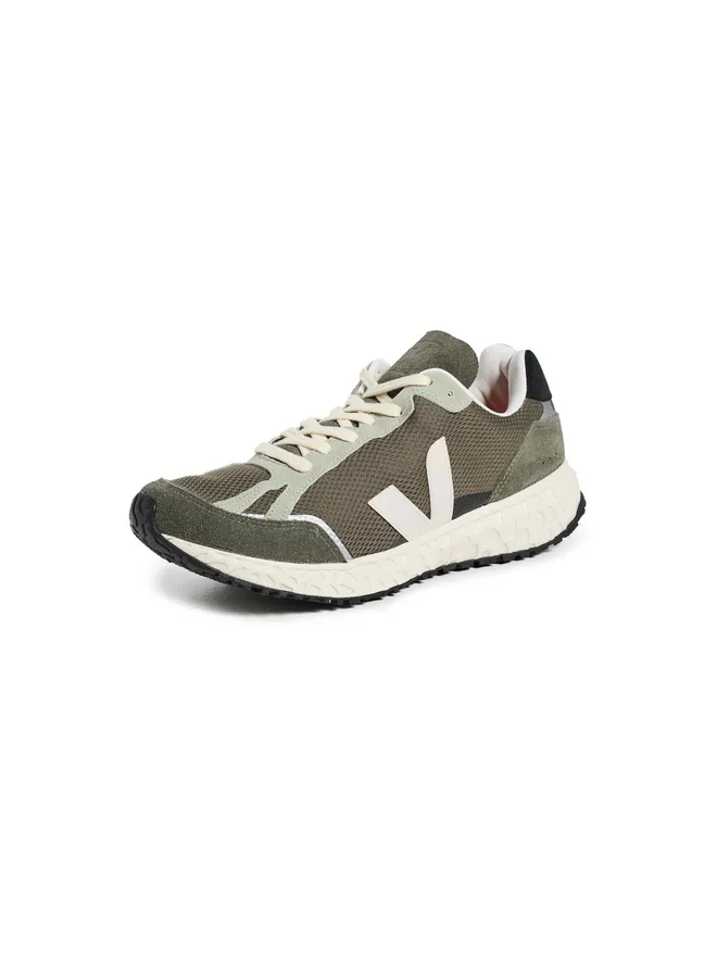 Veja Veja Condor Royale Alveomesh スニーカー カーキ ピエールの商品画像