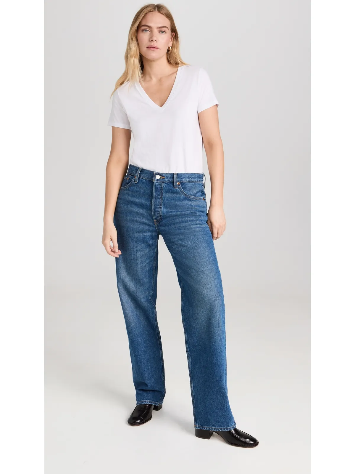 Vince エッセンシャル VネックTシャツ - 画像5