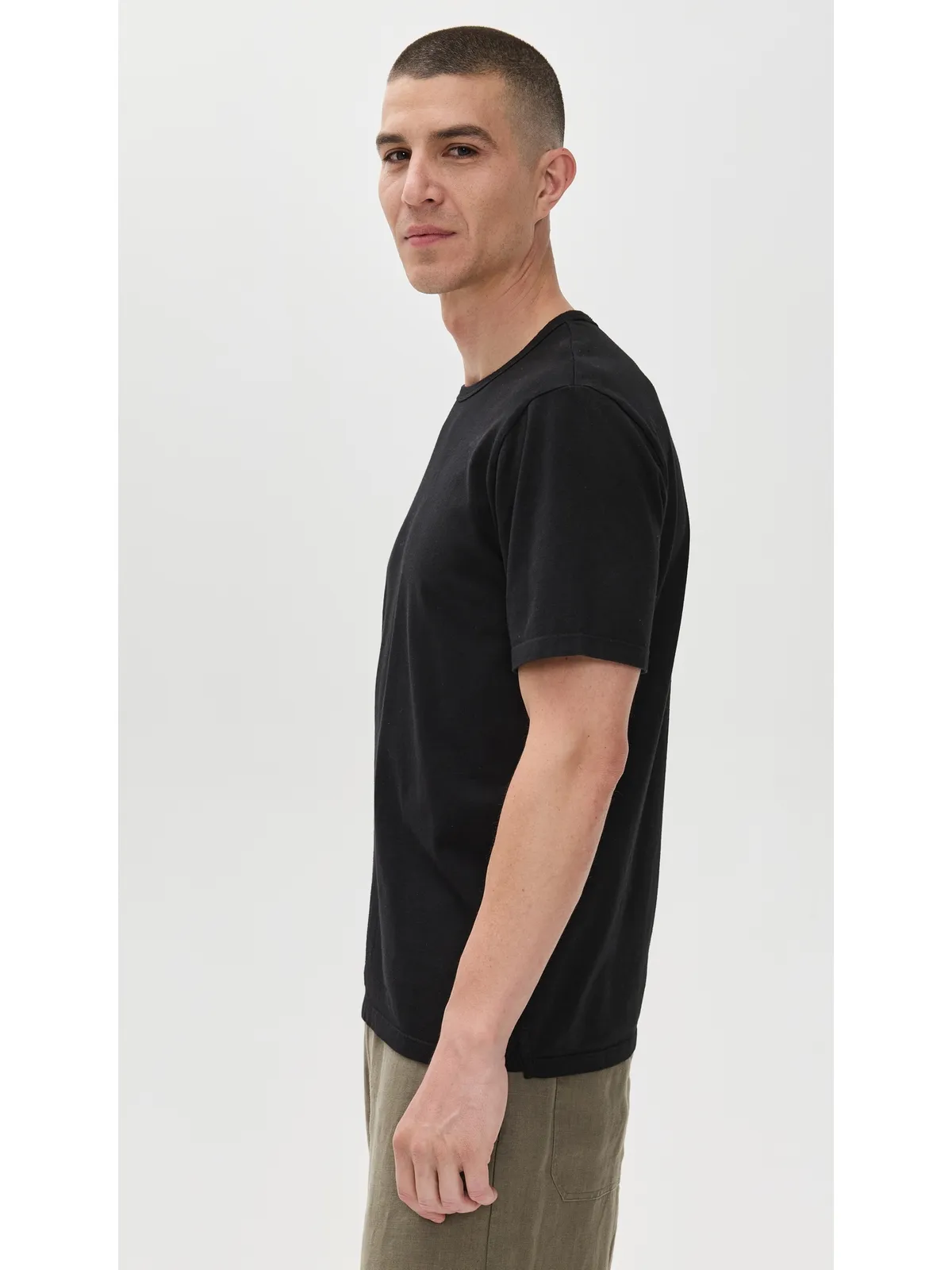 Vince ガーメントダイ 半袖クルーTシャツ ブラック - 画像4