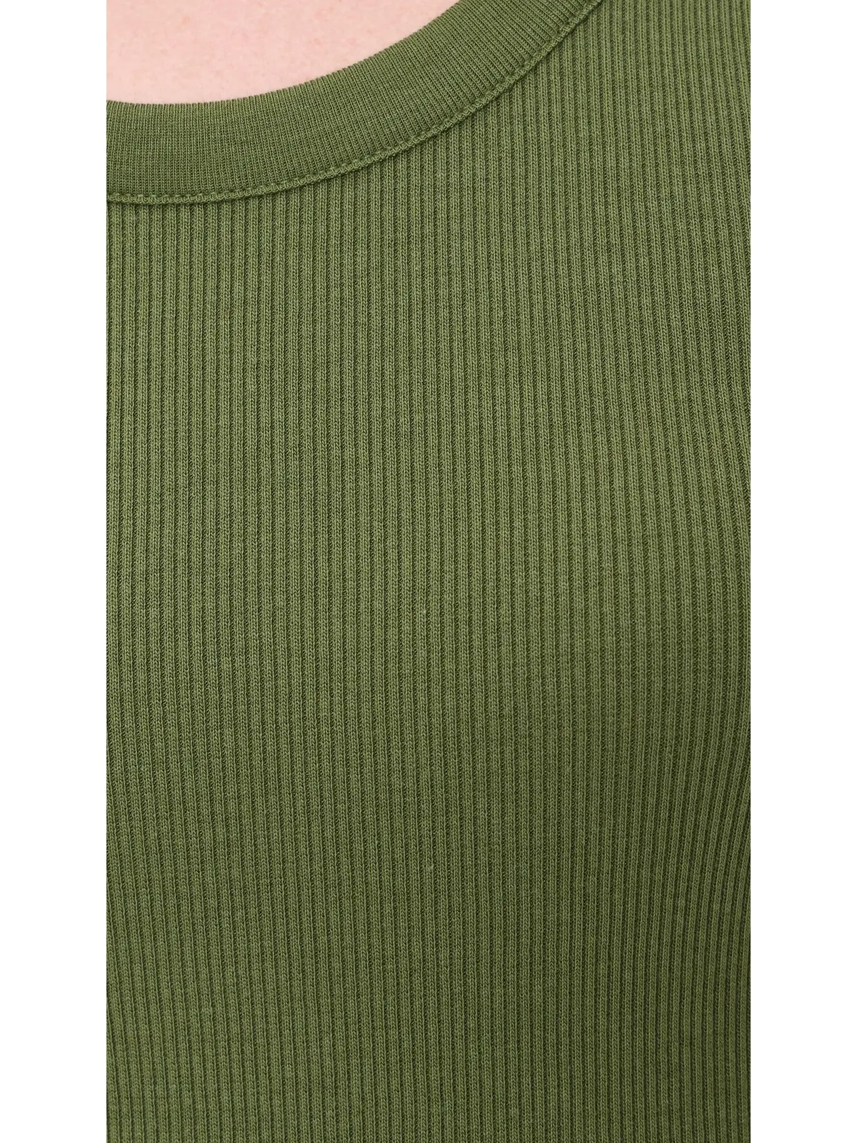 Vince スクープネック タンクトップ - 画像6