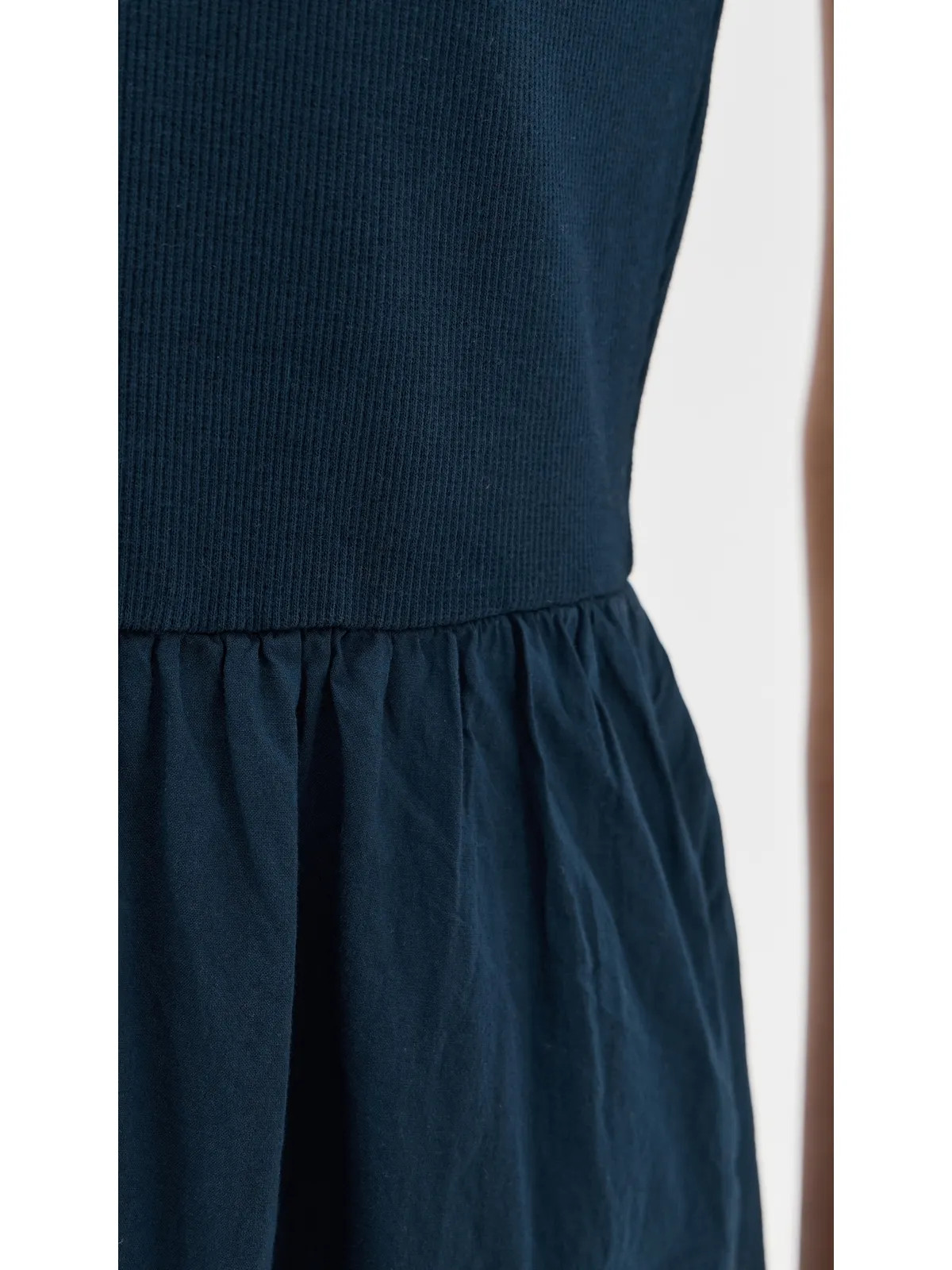 XIRENA Fayth Dress Navy - 画像6