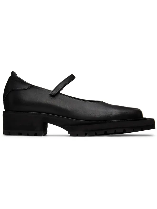 Sinéad O’Dwyer Sinéad O’Dwyer SSENSE 限定 Tabitah Ringwood エディション ブラック School レザー ローファーの商品画像