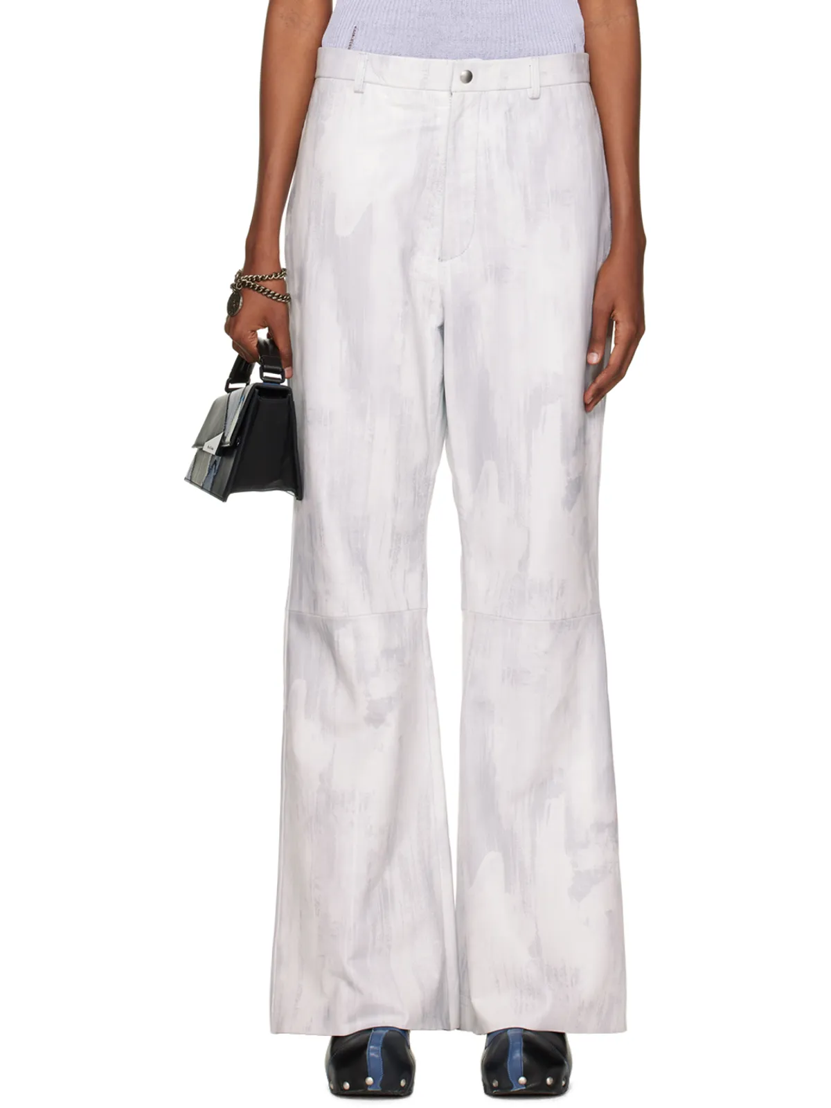 Acne Studios SSENSE限定 レザー トラウザーズ - 画像1