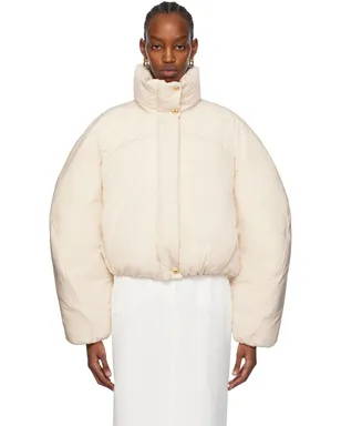 JACQUEMUS Les Sculpturesコレクション オフホワイト La doudoune courte Caraco ジャケット - サムネイル1