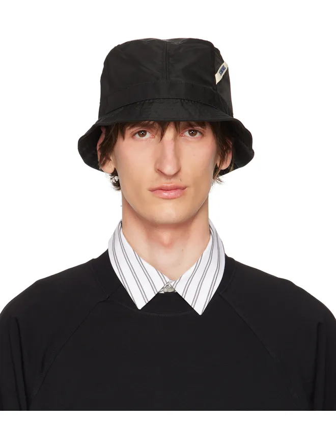 JACQUEMUS JACQUEMUS Le Chouchouコレクション ブラック Le Bob Ovalie バケットハットの商品画像