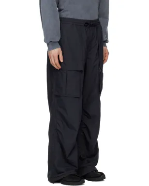 Juun.J ブラック Poly Puckering リップストップ カーゴパンツ - サムネイル2