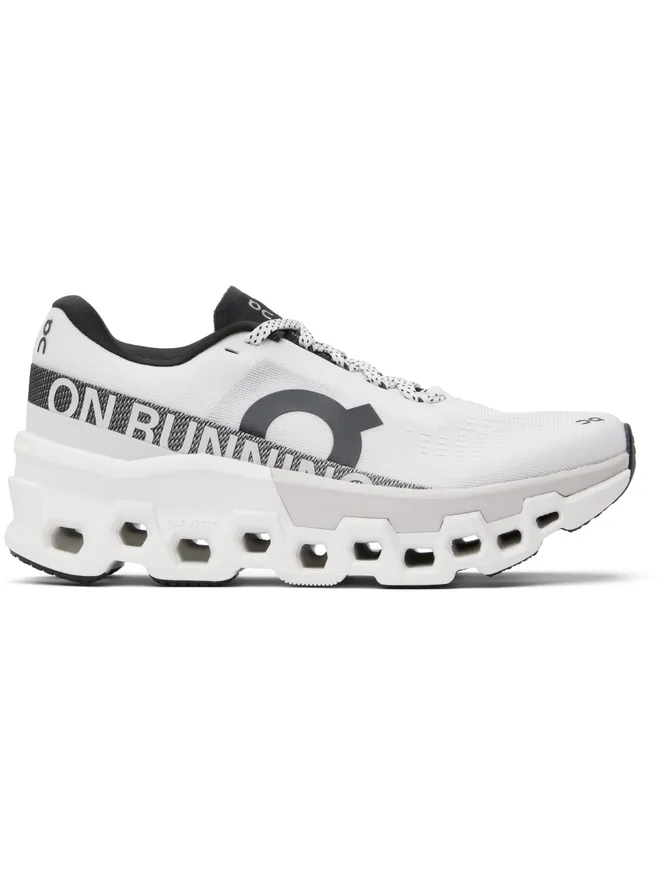 On On Cloudmonster 2 スニーカーの商品画像