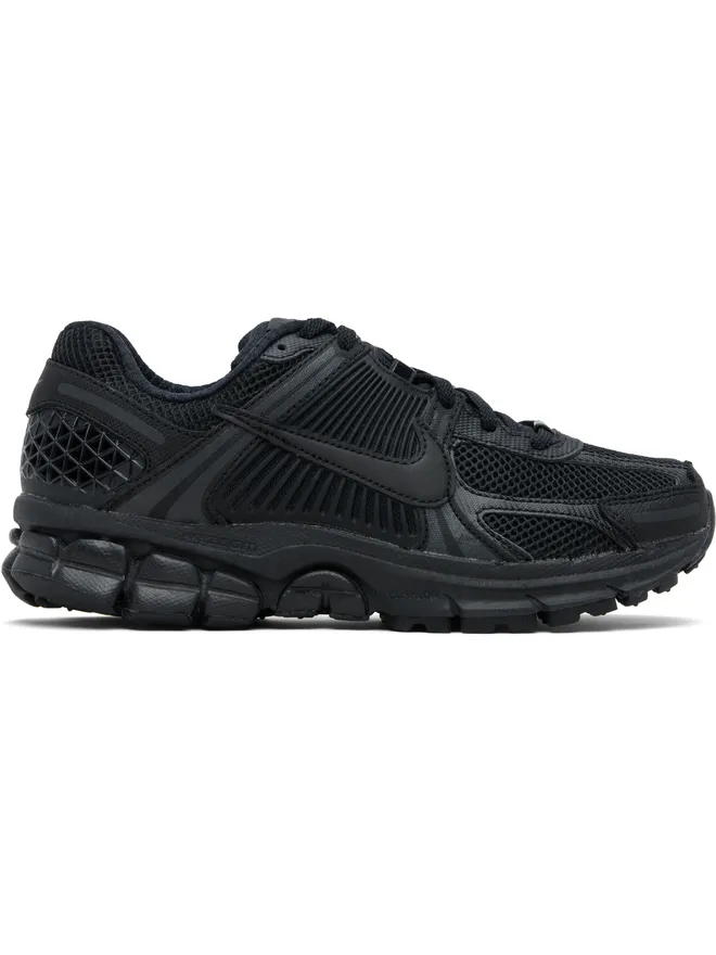 Nike Nike Zoom Vomero 5 スニーカーの商品画像
