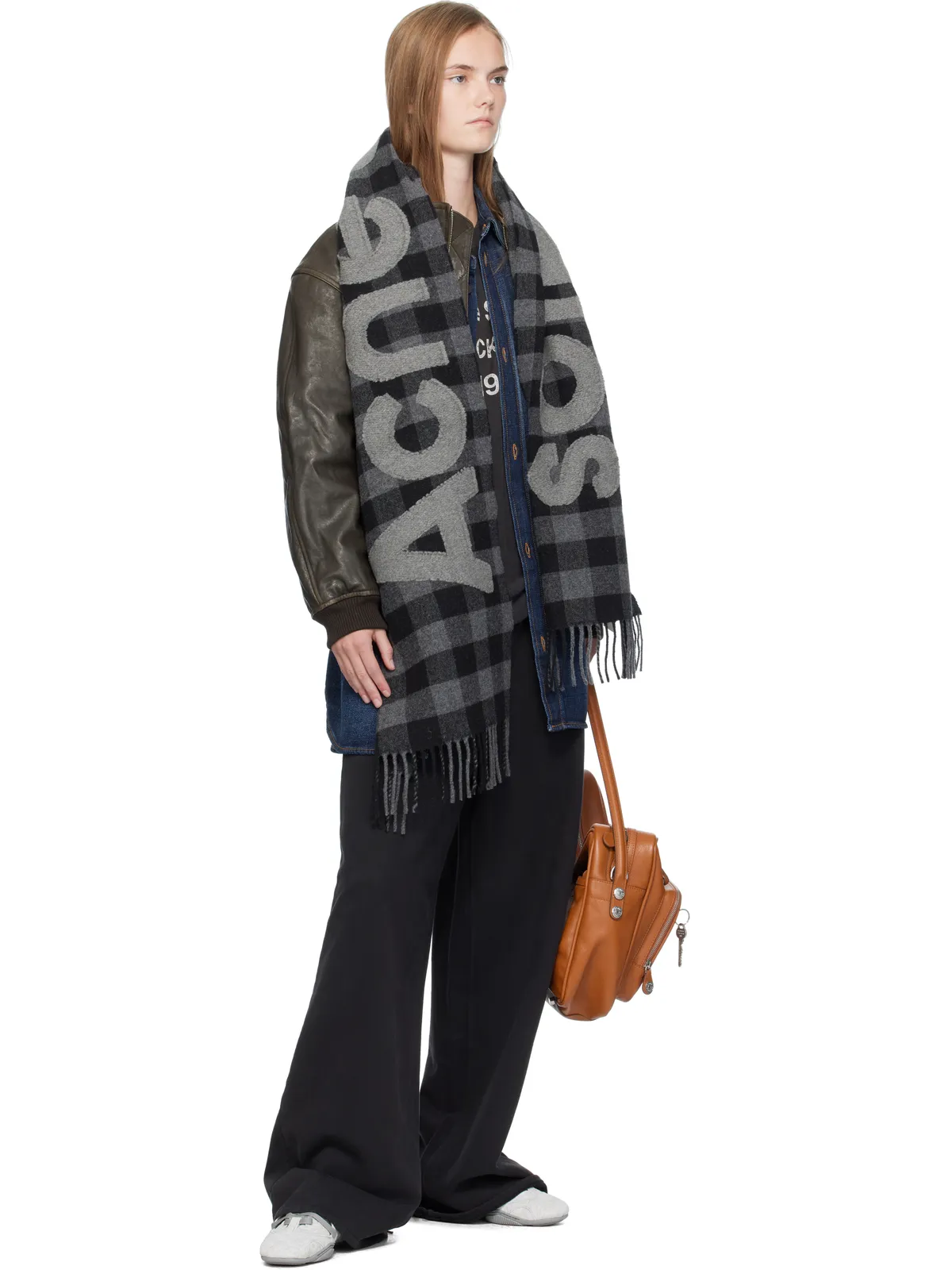 Acne Studios チェック ロゴ マフラー - 画像3