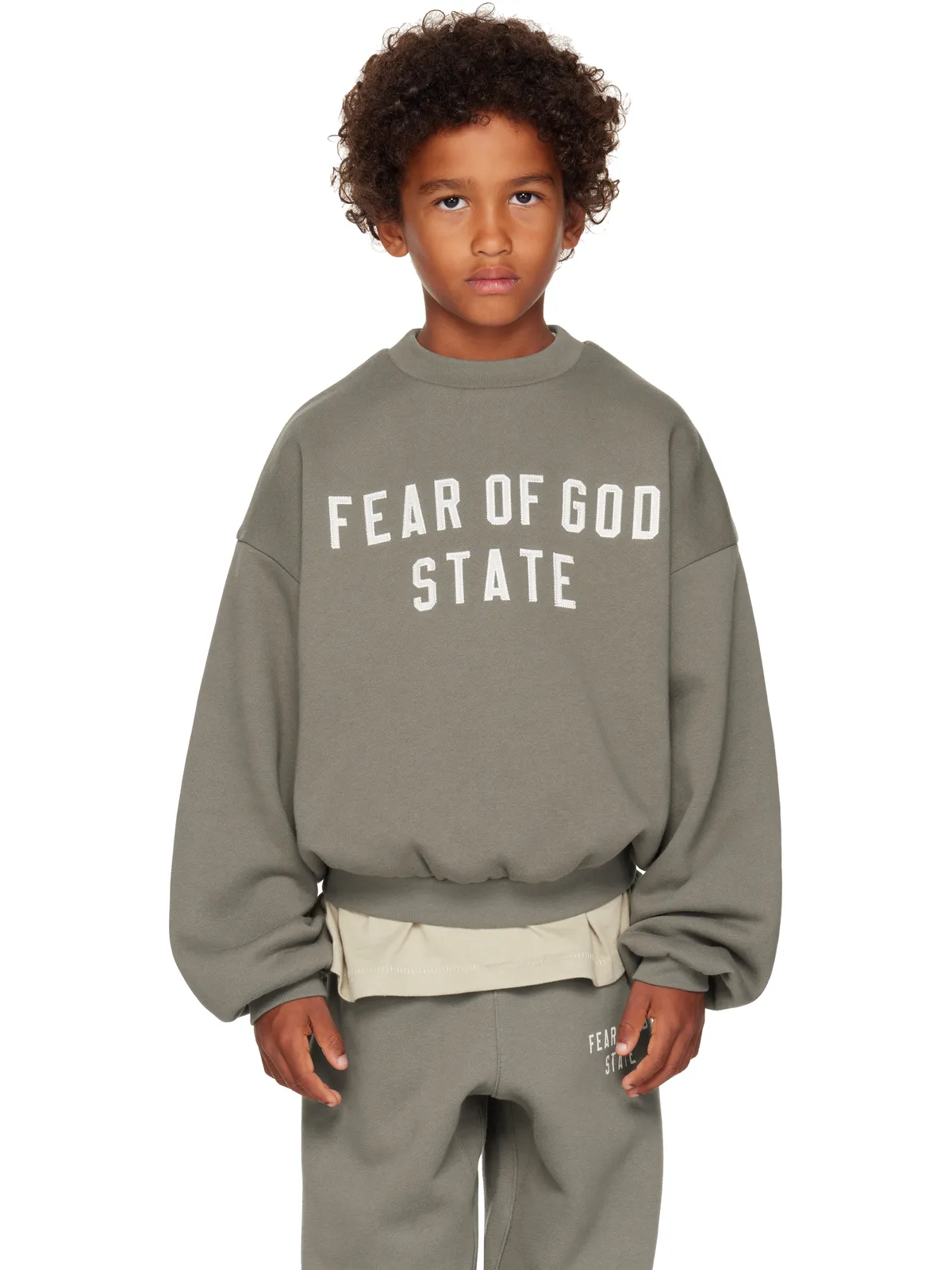 Fear of God ESSENTIALS キッズ｜ 90s Fit フリース クルーネック スウェットシャツ - 画像1