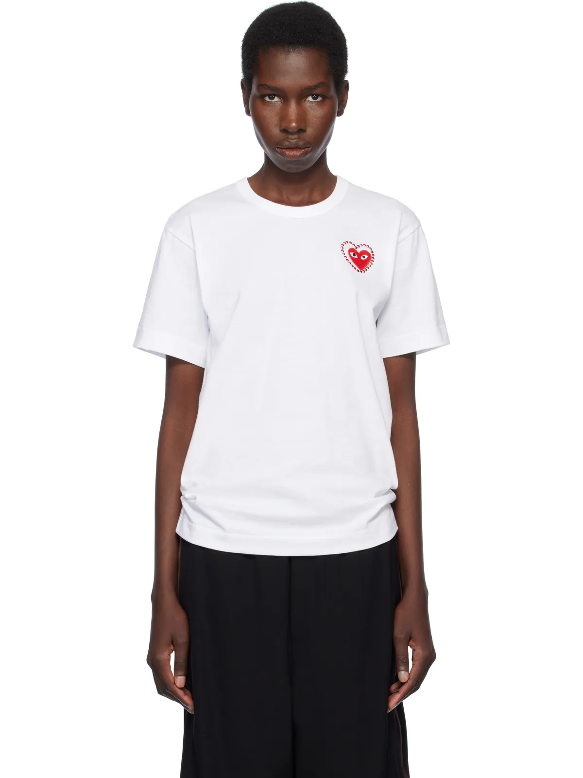 COMME des GARÇONS PLAY レッドハート メタルストーン エンブレム Tシャツ - 画像1