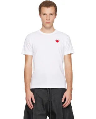 COMME des GARÇONS PLAY ベーシック レッド エンブレム Tシャツ - サムネイル1
