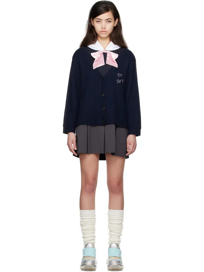 I'm Sorry by Petra Collins I'm Sorry by Petra Collins SSENSE限定 JennyFaxエディション Cardigan Hoody ミニワンピースの商品画像