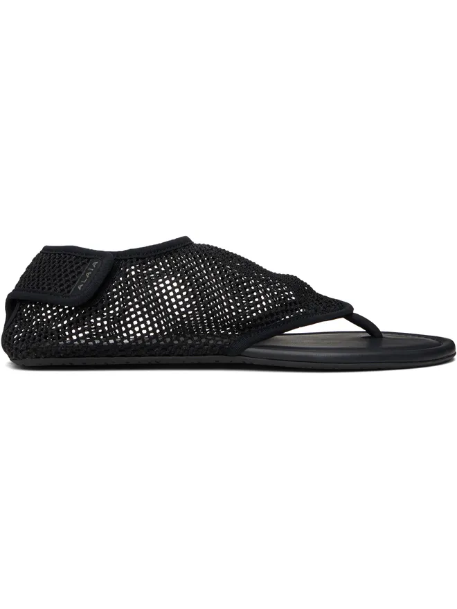 ALAÏA ALAÏA フィッシュネット トングサンダルの商品画像