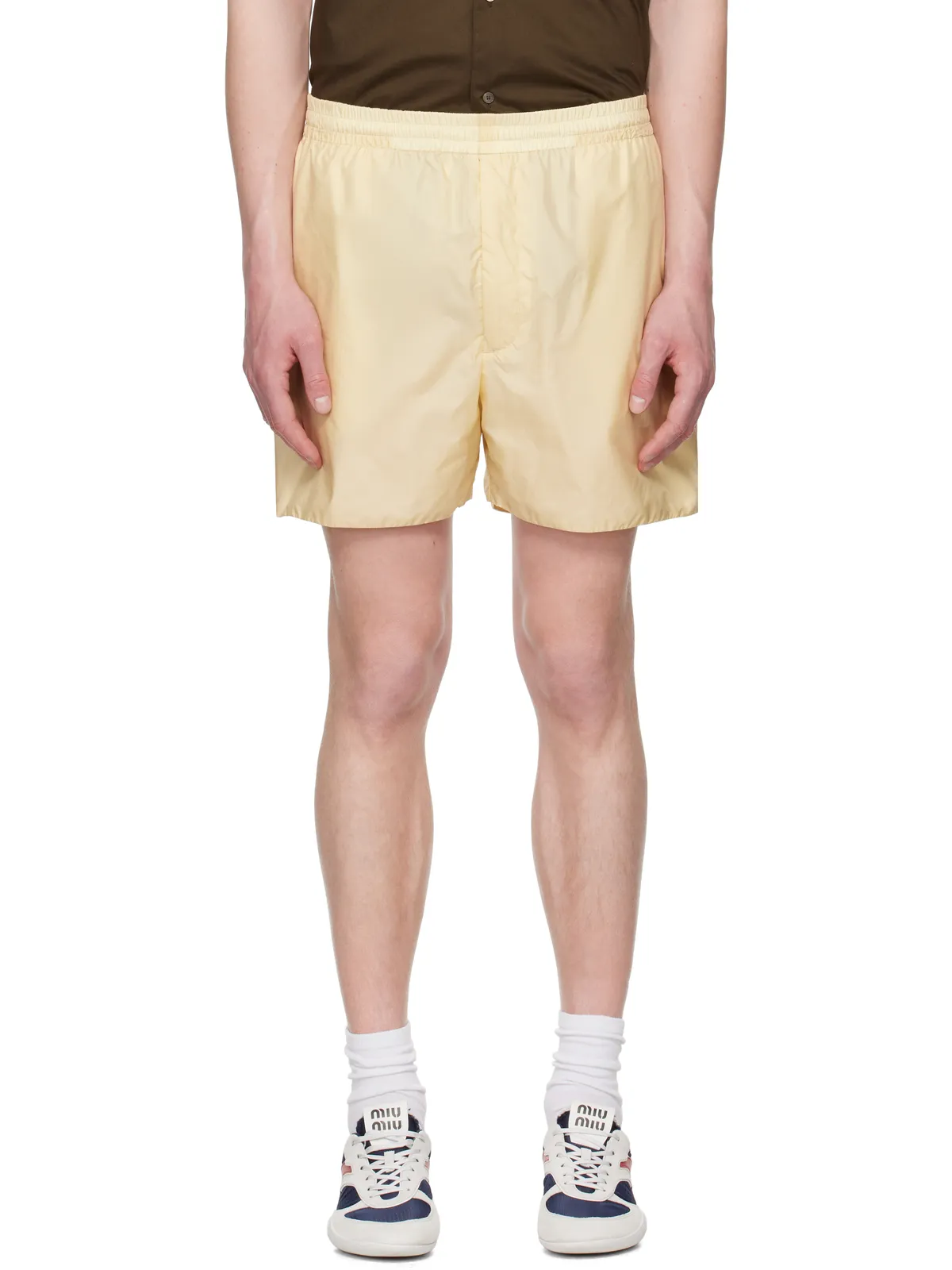 AURALEE Light Sheer Nylon ショートパンツ - 画像1