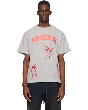 Andersson Bell Ribbon Embroidery Spray Tシャツ - サムネイル1