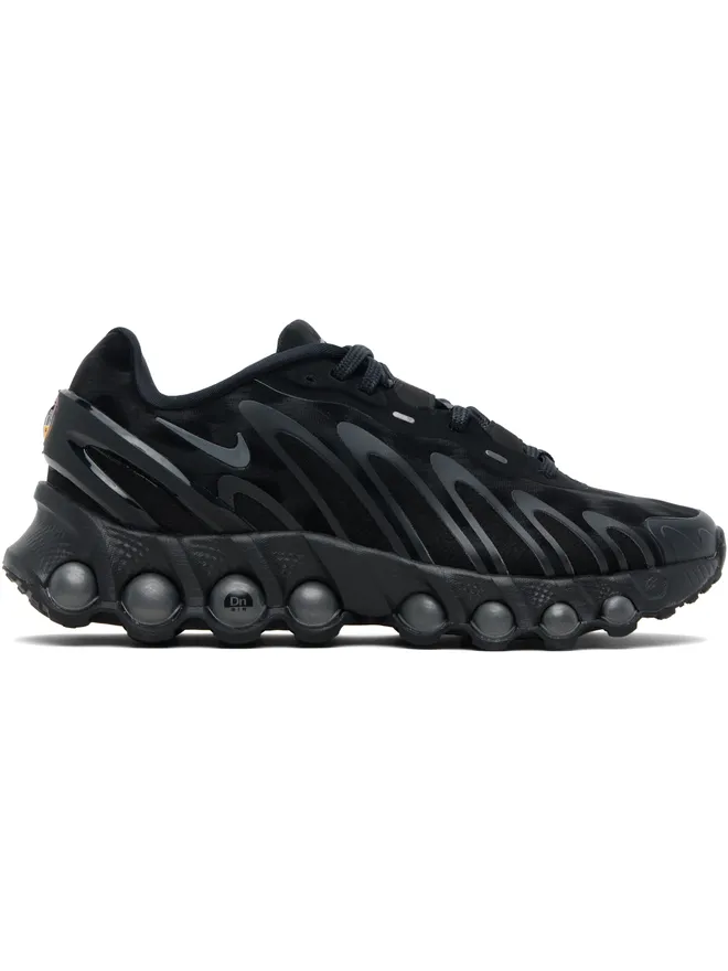 Nike Nike Air Max Dn8 SE スニーカーの商品画像
