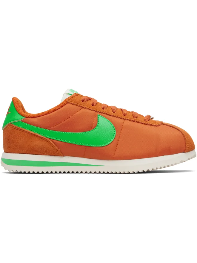 Nike Nike Cortez Textile スニーカーの商品画像