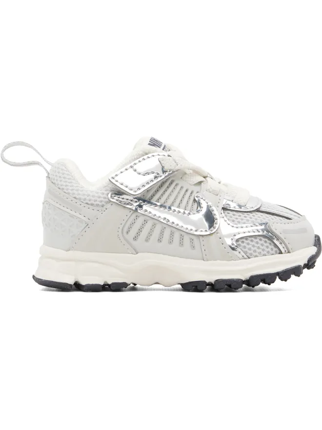 Nike Nike ベビー｜ Vomero 5 スニーカーの商品画像