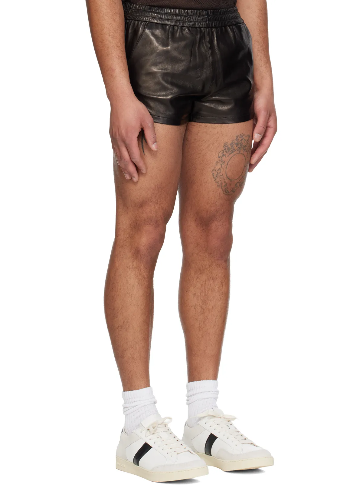 TOM FORD ライト ナッパレザー ショートパンツ - 画像2