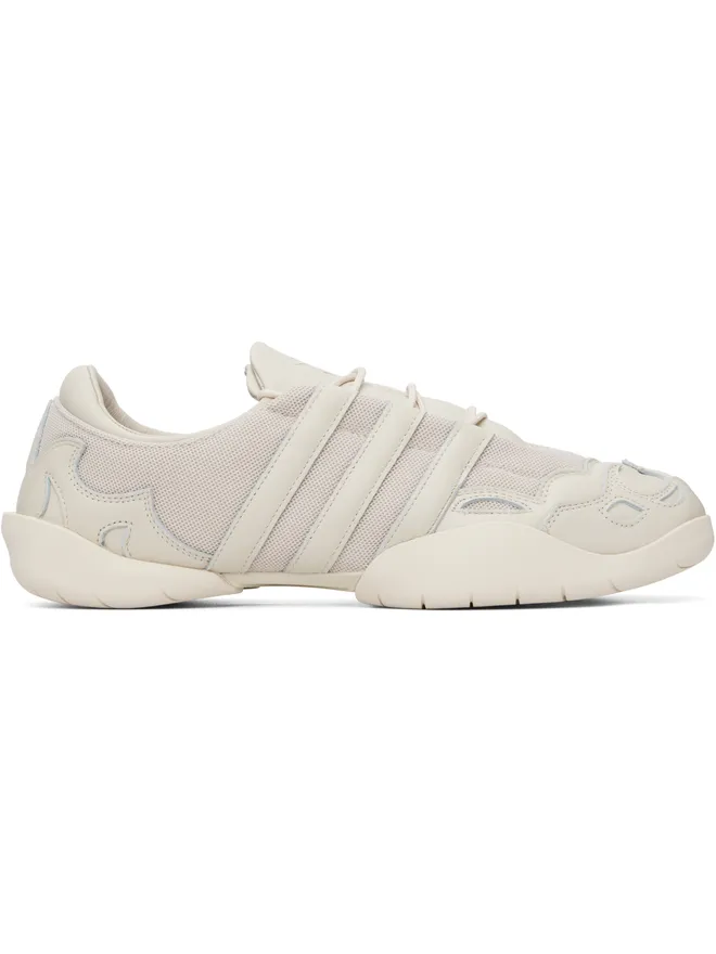 Y-3 Y-3 REGU 2002 スニーカーの商品画像