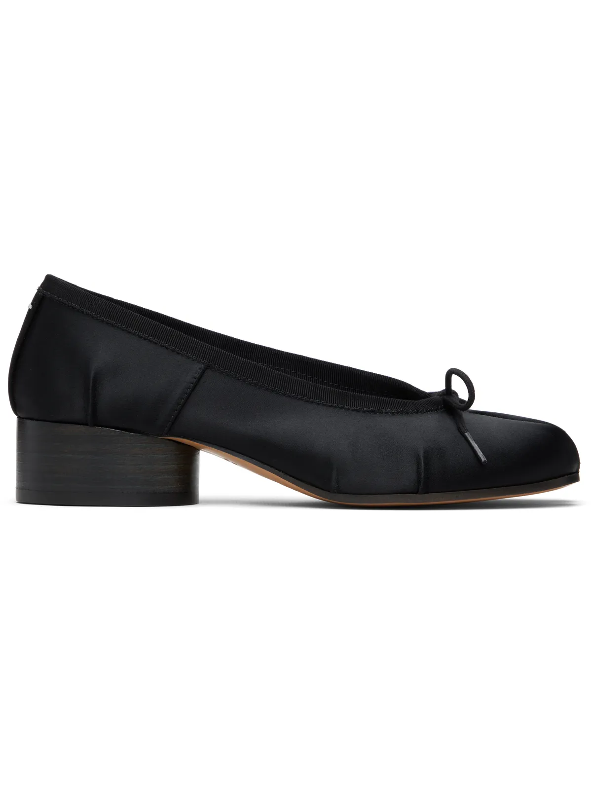 Maison Margiela ブラック Tabi Ballerina サテン ヒール - 画像1