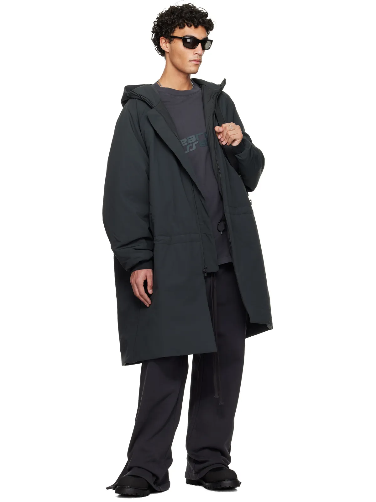 Fear of God ESSENTIALS Holiday Tech Nylon Hooded マウンテンパーカー - 画像4