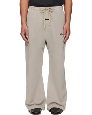 Fear of God ESSENTIALS Training Classic フレア スウェットパンツ - サムネイル1