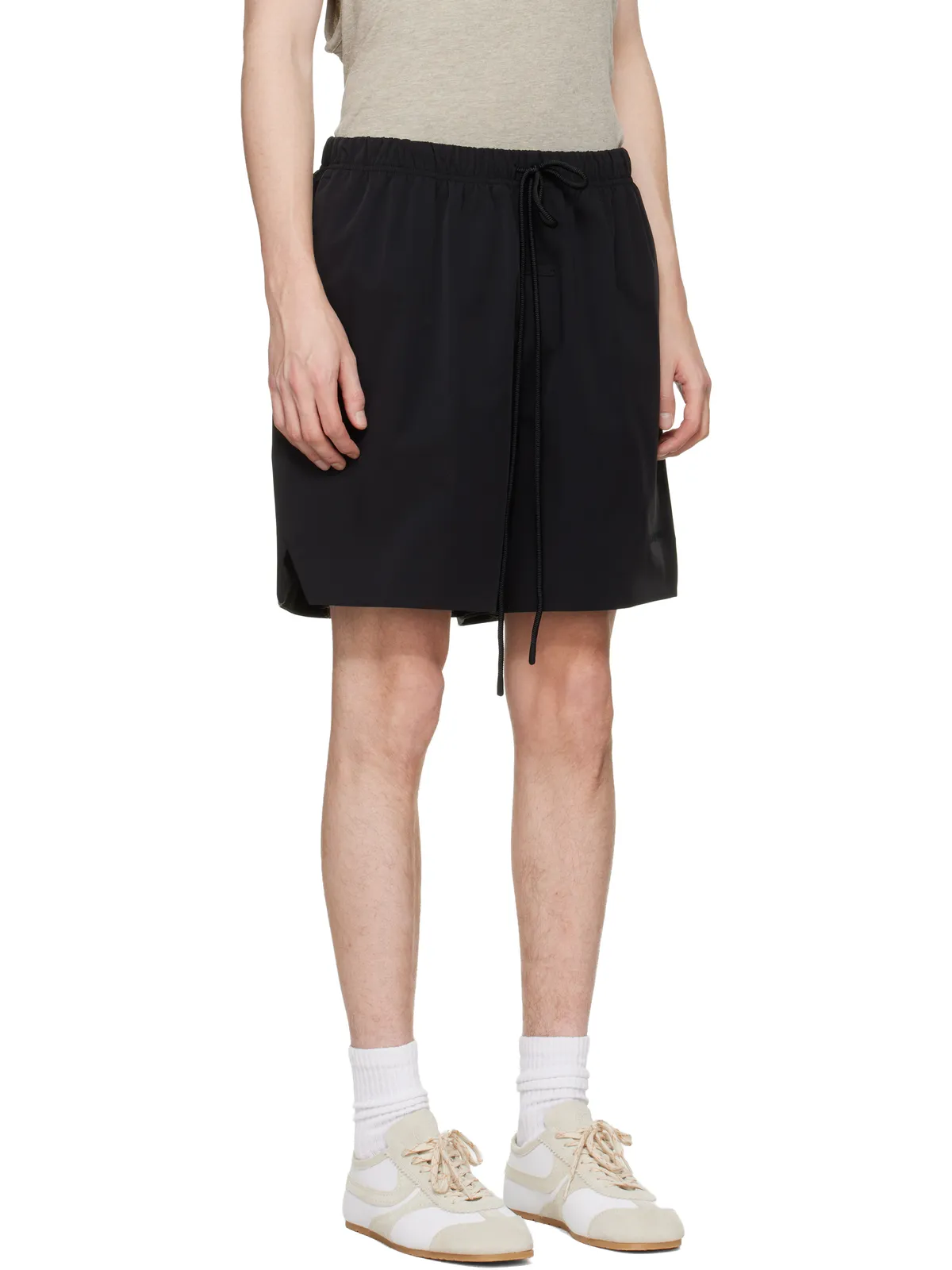 Fear of God ESSENTIALS Active Trace Classic Split ショートパンツ - 画像2