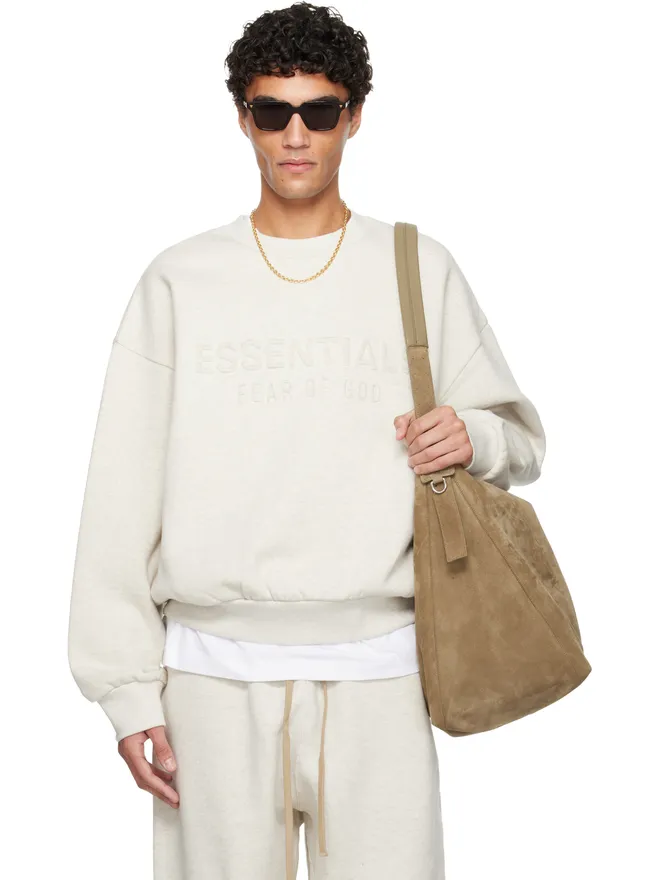 Fear of God ESSENTIALS Fear of God ESSENTIALS Holiday Embossed Classic クルーネック スウェットシャツの商品画像