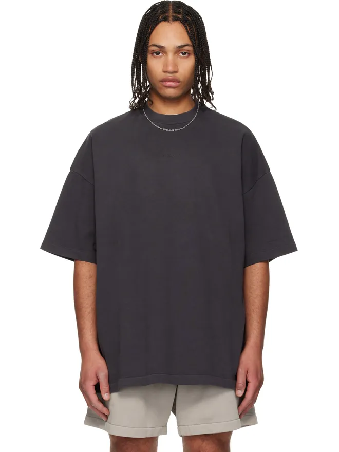 Fear of God ESSENTIALS Fear of God ESSENTIALS Signature 90s Tシャツの商品画像