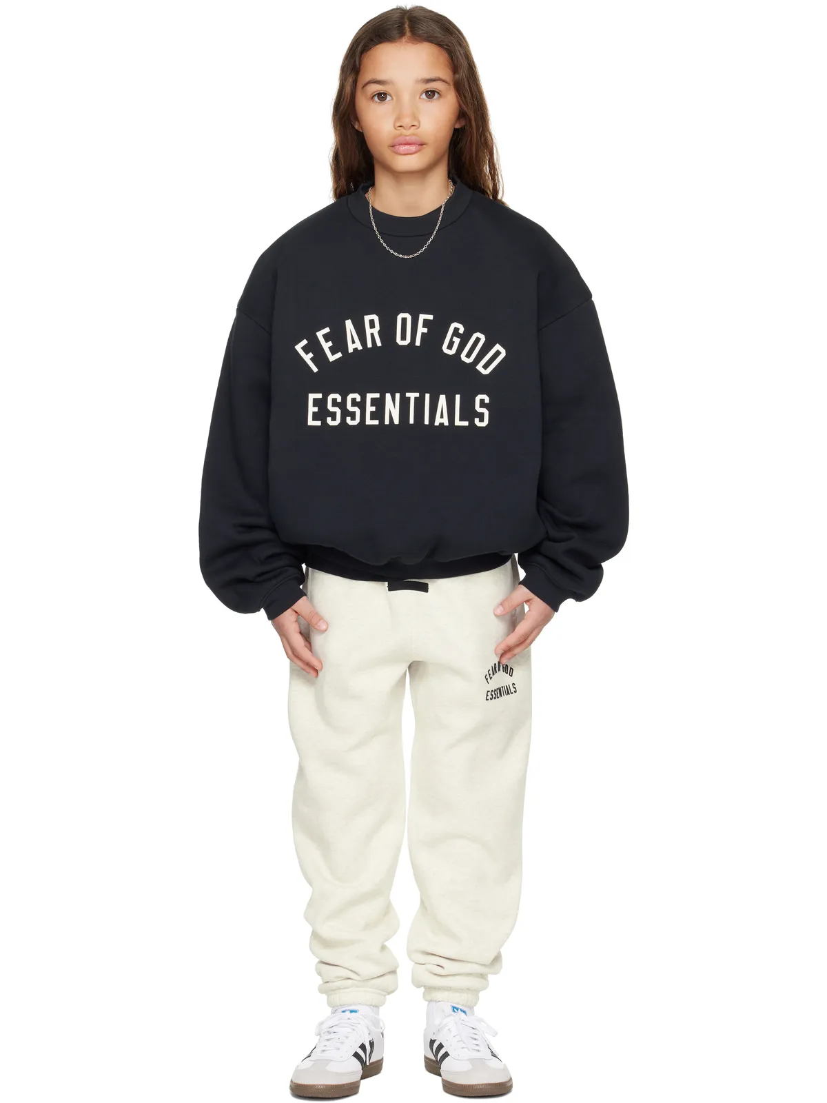 Fear of God ESSENTIALS キッズ｜ Classic クルーネック スウェットシャツ - 画像4