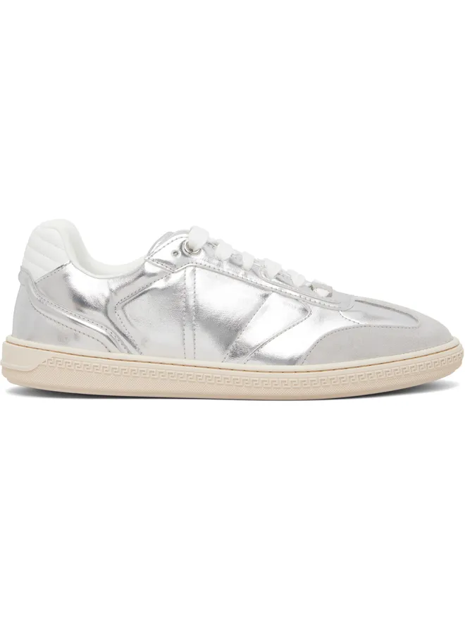 VERSACE VERSACE Greca Court メタリック フェイクレザー スニーカーの商品画像
