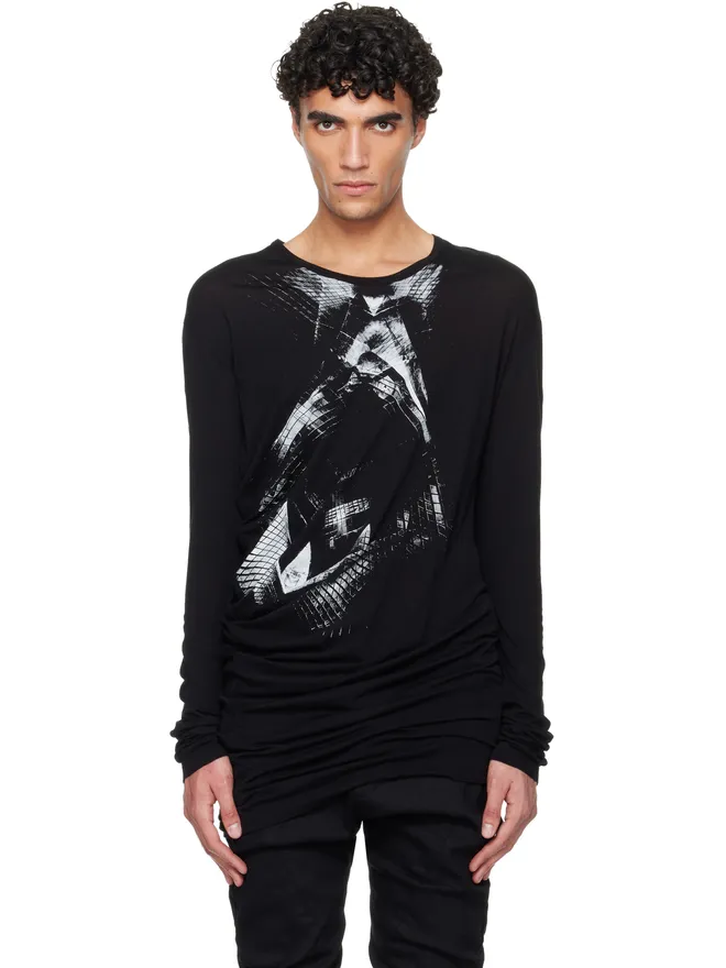 JULIUS JULIUS Numinous Print Curved Tシャツの商品画像