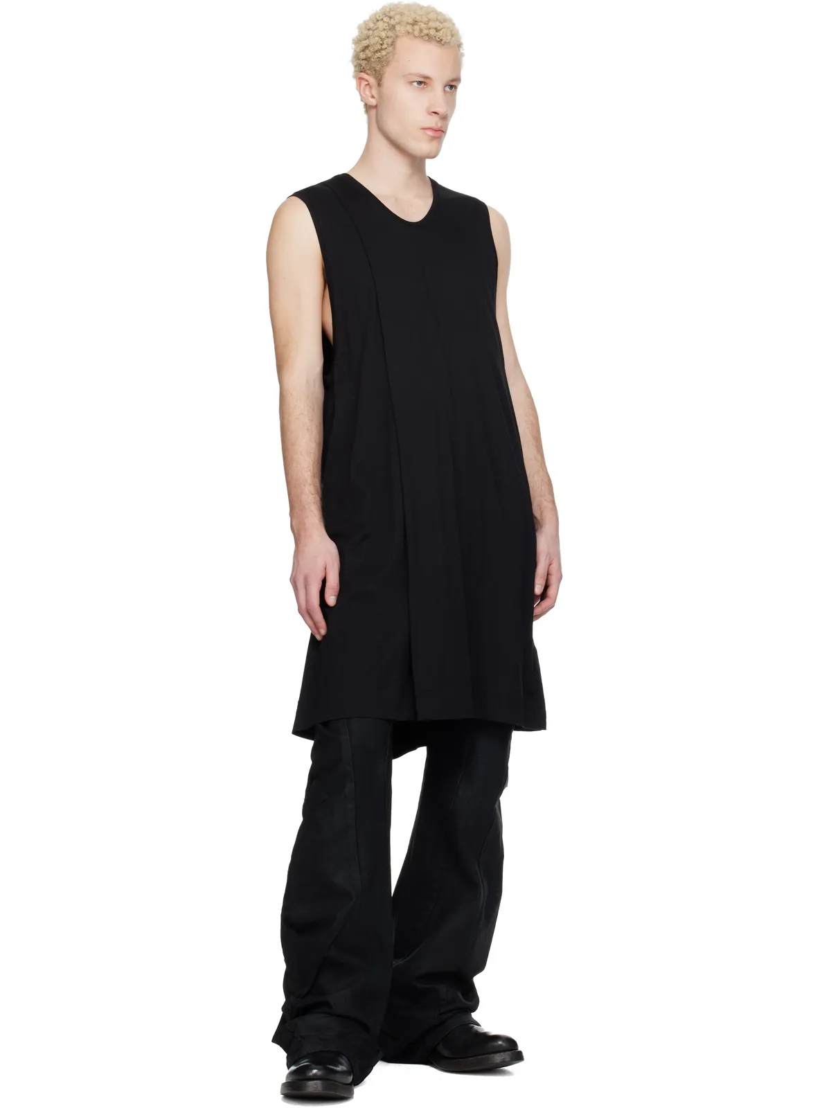 JULIUS Tuck Flare Vest トップス - 画像4