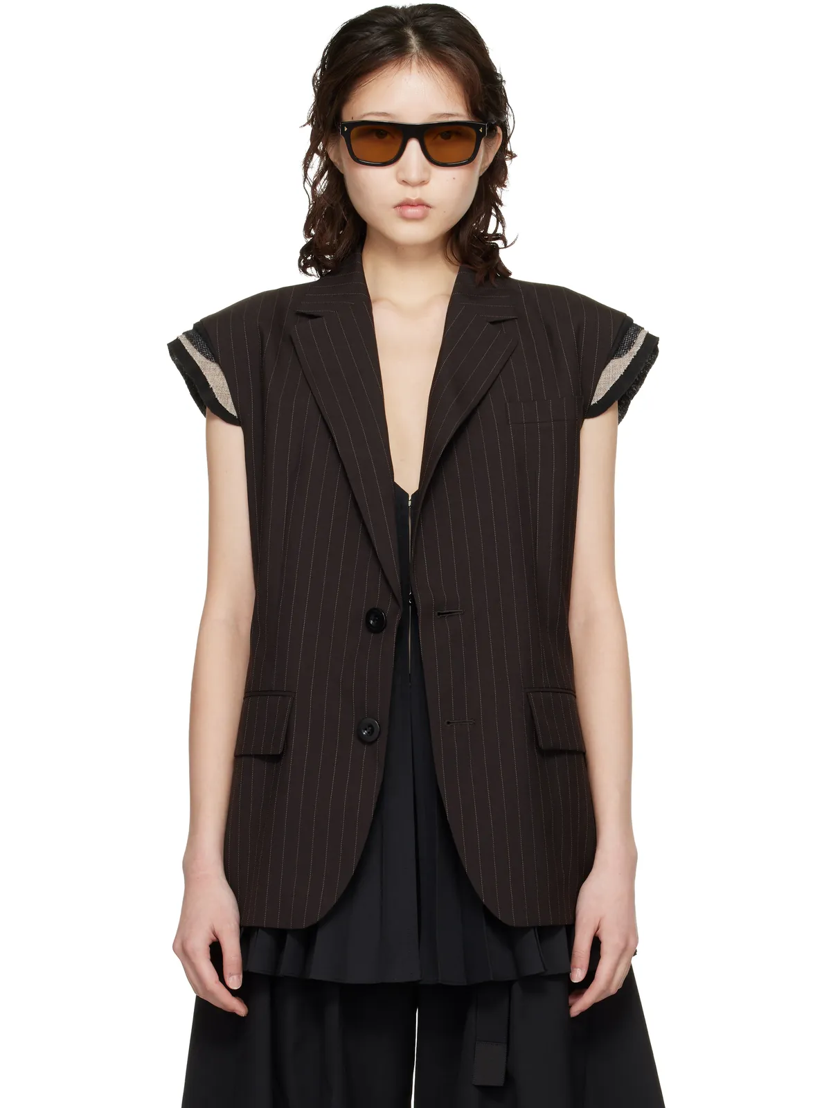 sacai チョークストライプ ベスト - 画像1