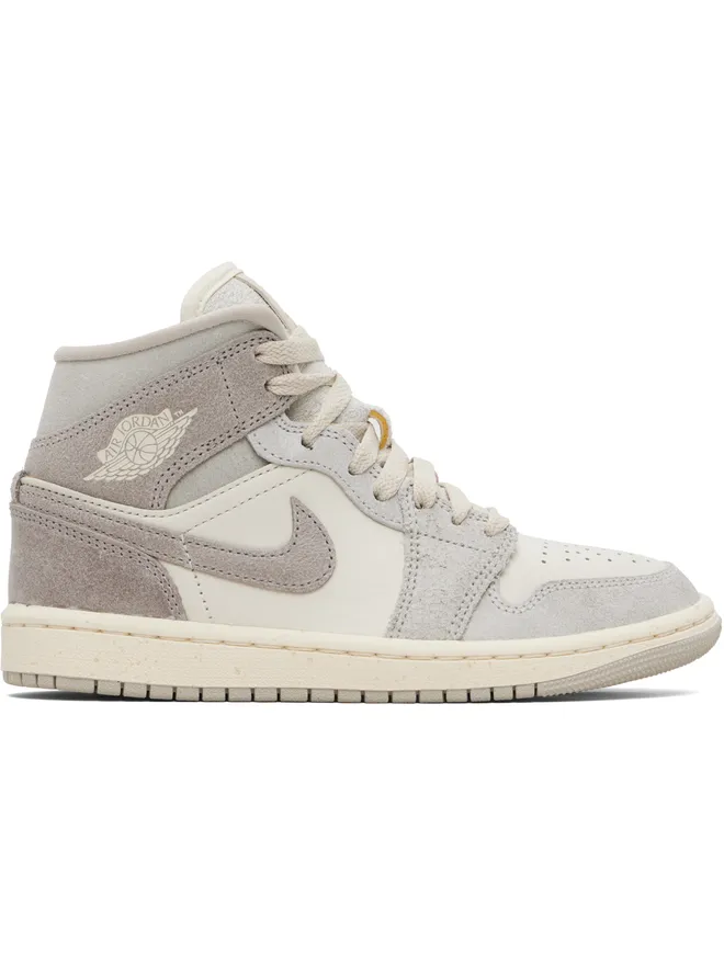 Nike Jordan Nike Jordan Air Jordan 1 Mid SE スニーカーの商品画像