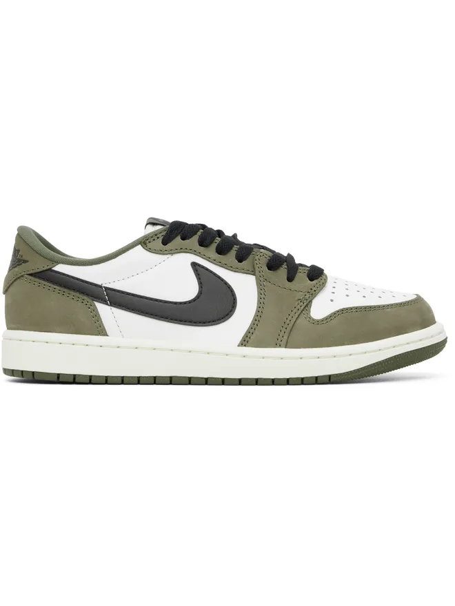 Nike Jordan Nike Jordan ジュニア｜ Air Jordan 1 Retro Low スニーカーの商品画像